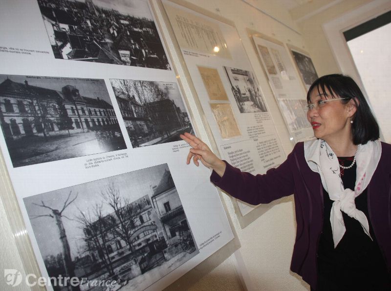 Actuellement, une quinzaine de panneaux retraçant l’histoire des jeunes Chinois qui ont rêvéde réformer leur pays depuis Montargis sont visibles au 15, rue Raymond-Tellier. - LA REP Photo